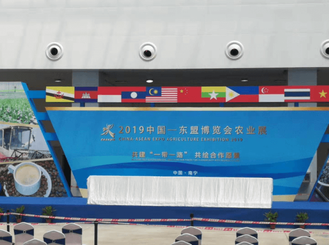 探尋合作商機(jī)  盡顯磚茶魅力 湖北省趙李橋茶廠參展第16屆中國—東盟博覽會(huì)