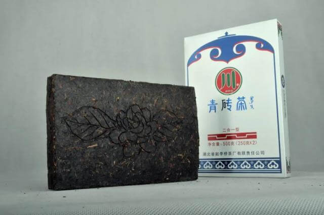 川字牌二合一青磚茶，將蒙漢兩家合而為一！