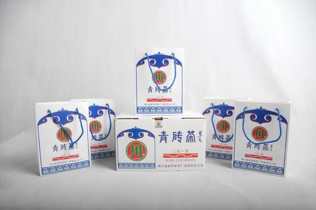 迎新春，送茶禮！買網(wǎng)紅二合一青磚茶送泡茶分離杯活動(dòng)開始啦